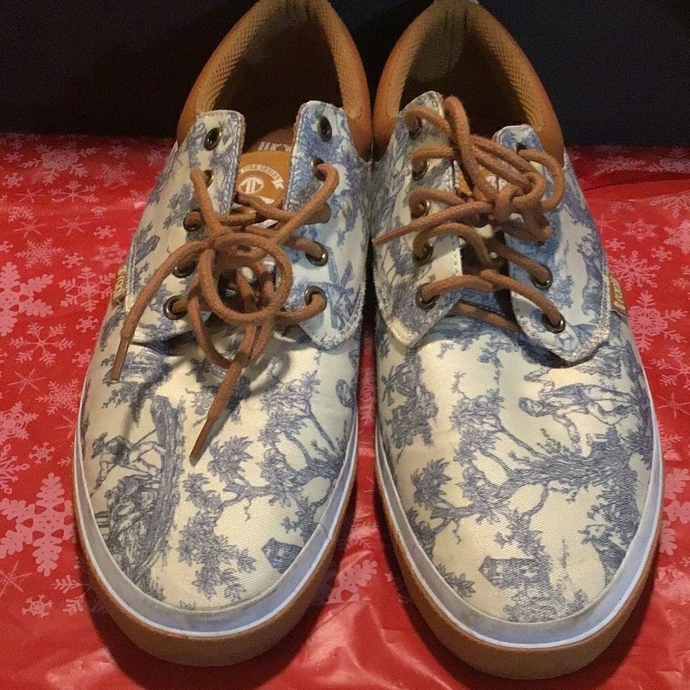 Shoes by Radii men’s size 12